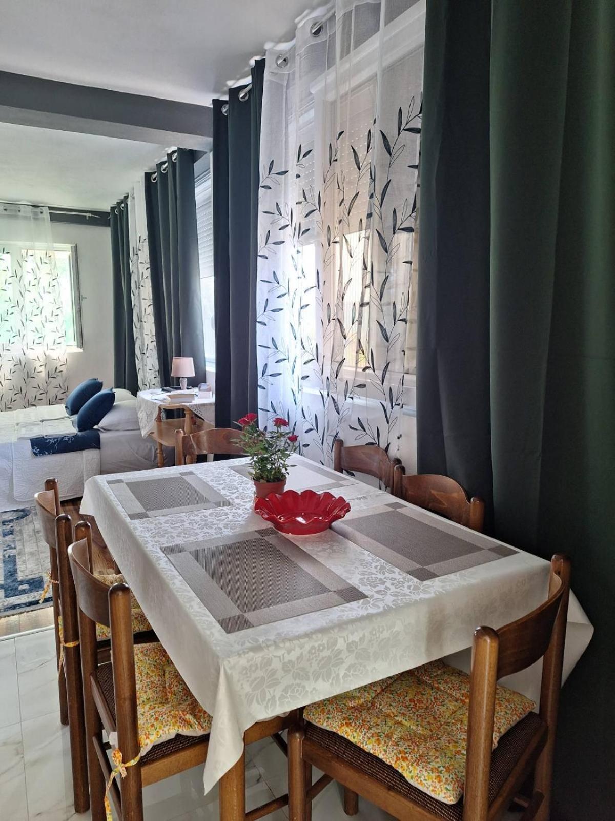 Apartman Glorija Котор Экстерьер фото